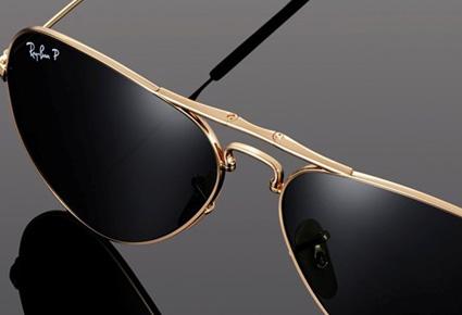 راي بان أفياتور من الذهب قابلة للطيّ